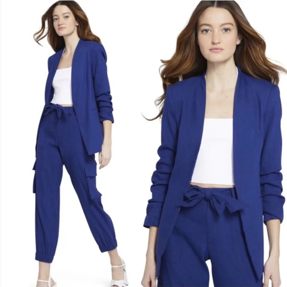 ALICE + OLIVIA Jerri Linen Blend Blazer - Picture 1 of 9
